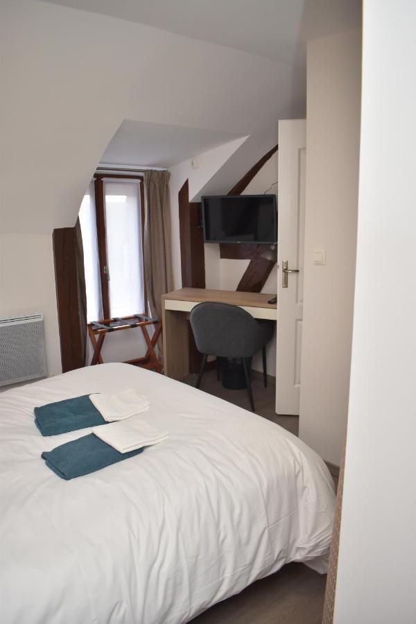 Auberge Saint Fergeux Gionges Exteriör bild