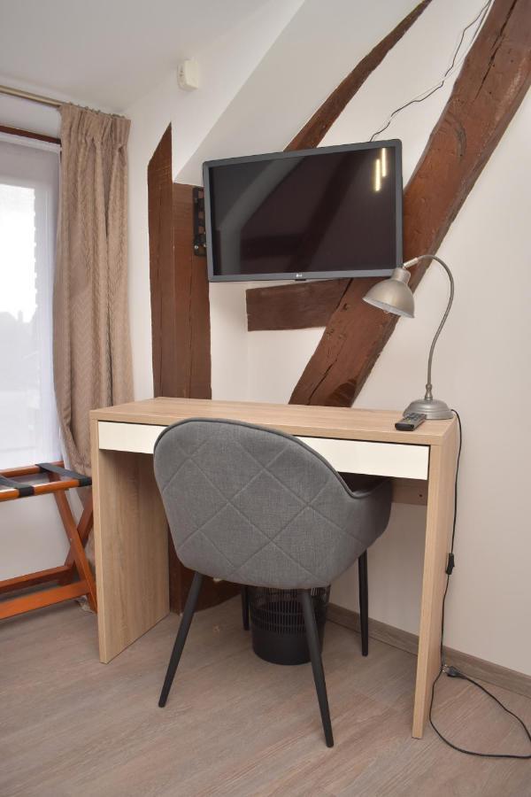 Auberge Saint Fergeux Gionges Exteriör bild