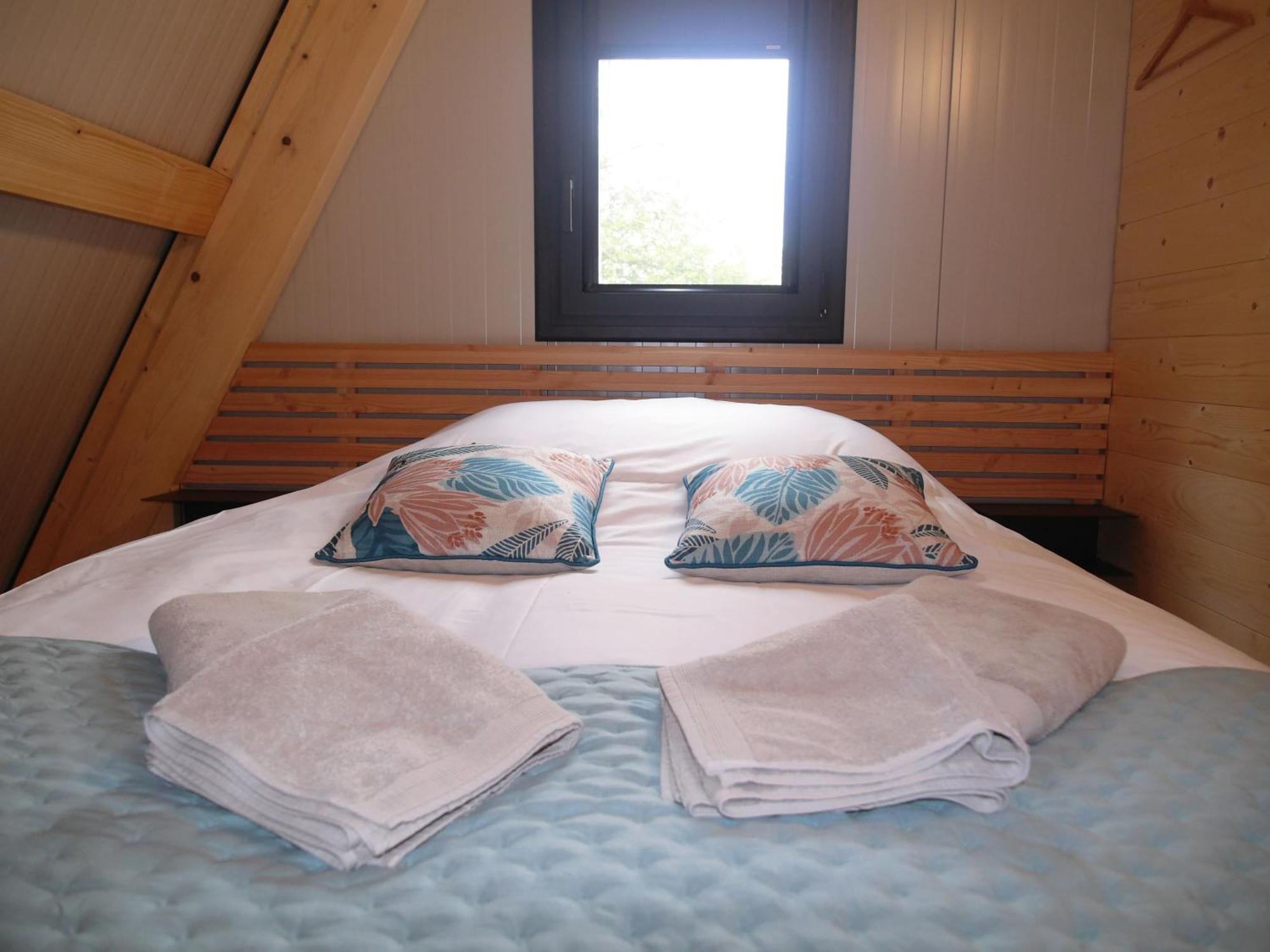 Auberge Saint Fergeux Gionges Exteriör bild